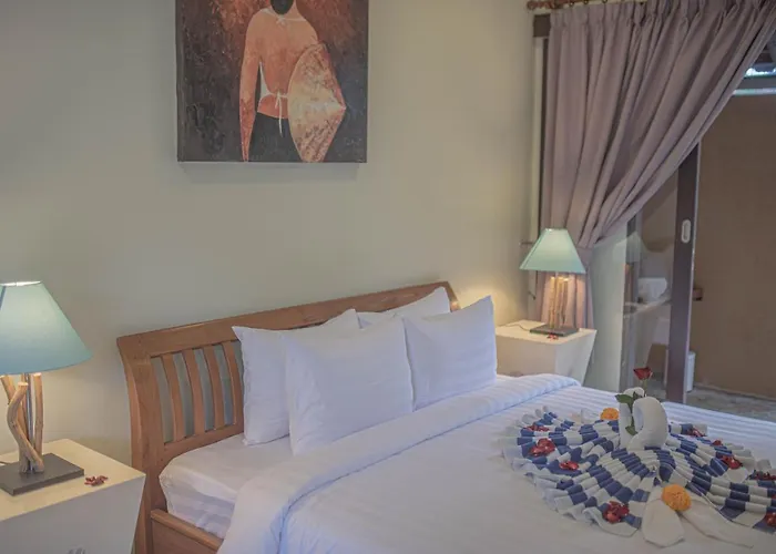 Theo - 2 Bedroom *